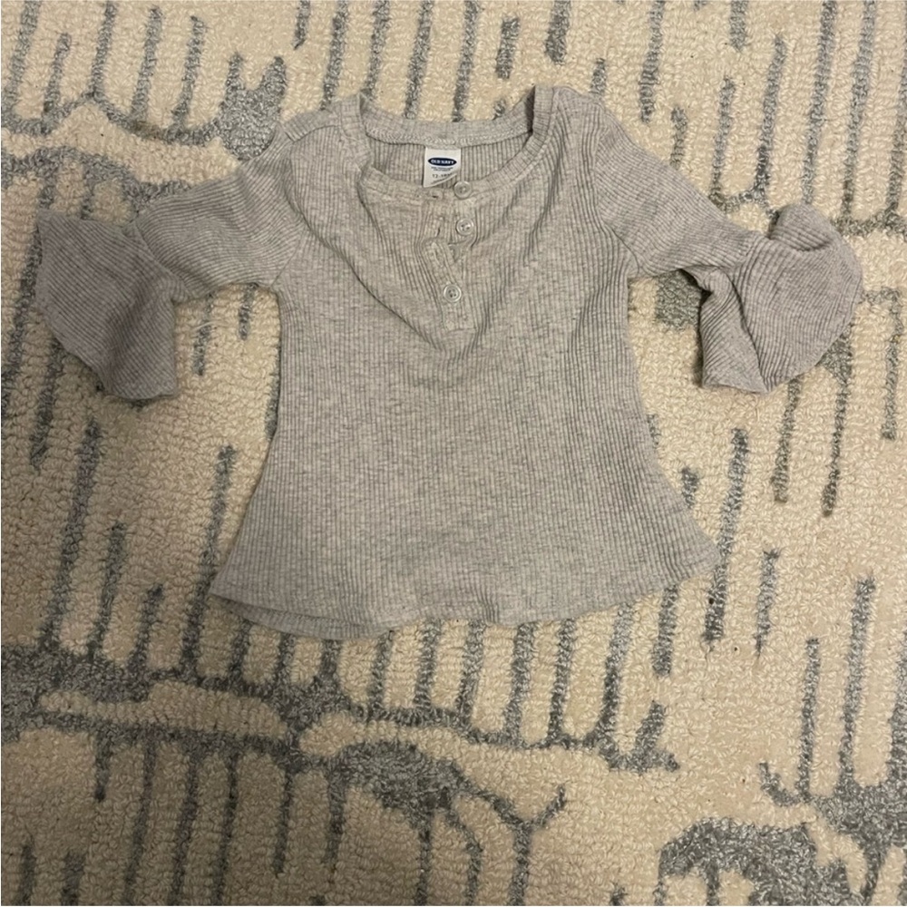 Old navy basics bell sleeve top 12-18 months gray 3/4 sleeve